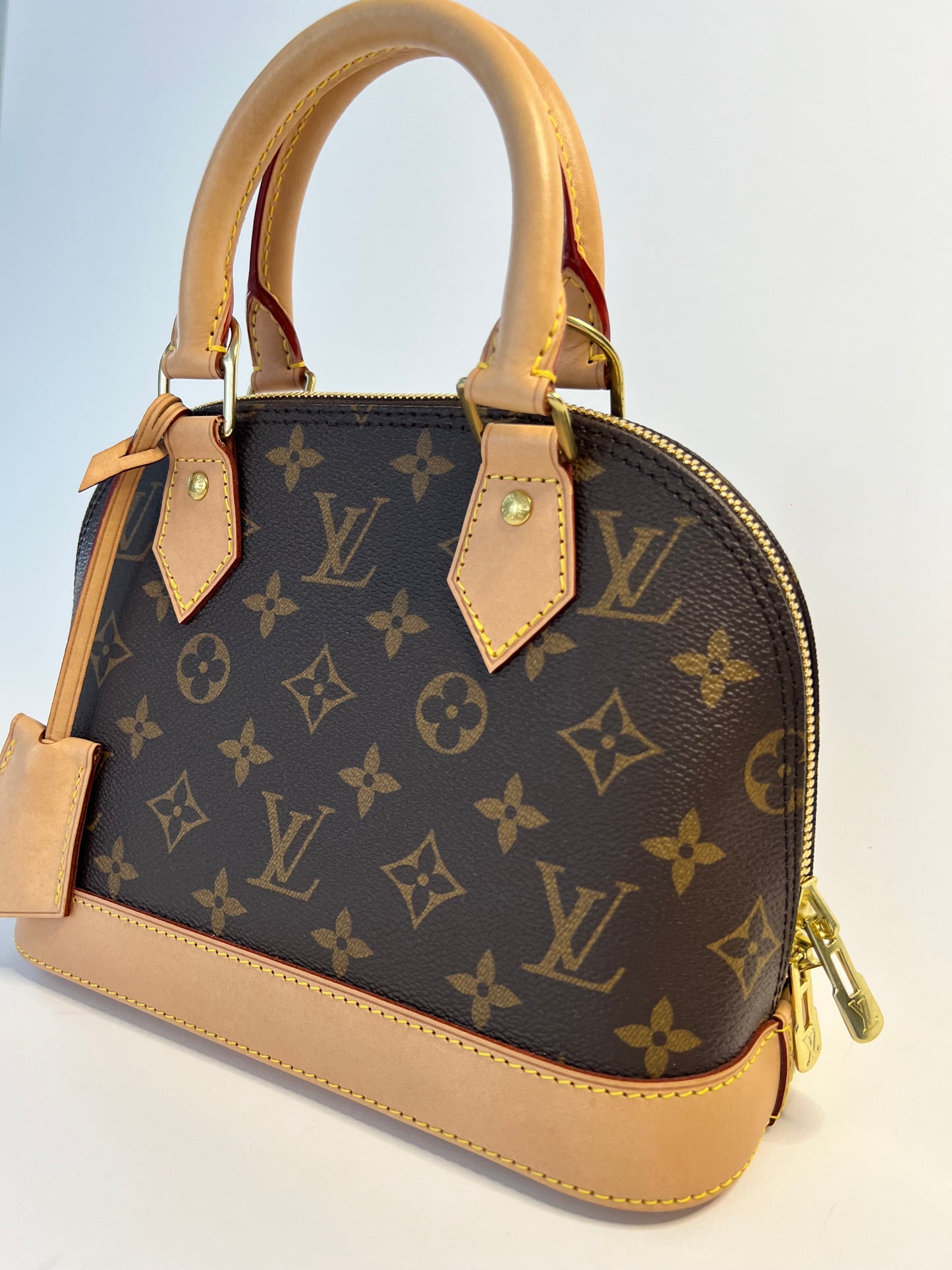 Louis Vuitton Alma BB 2022