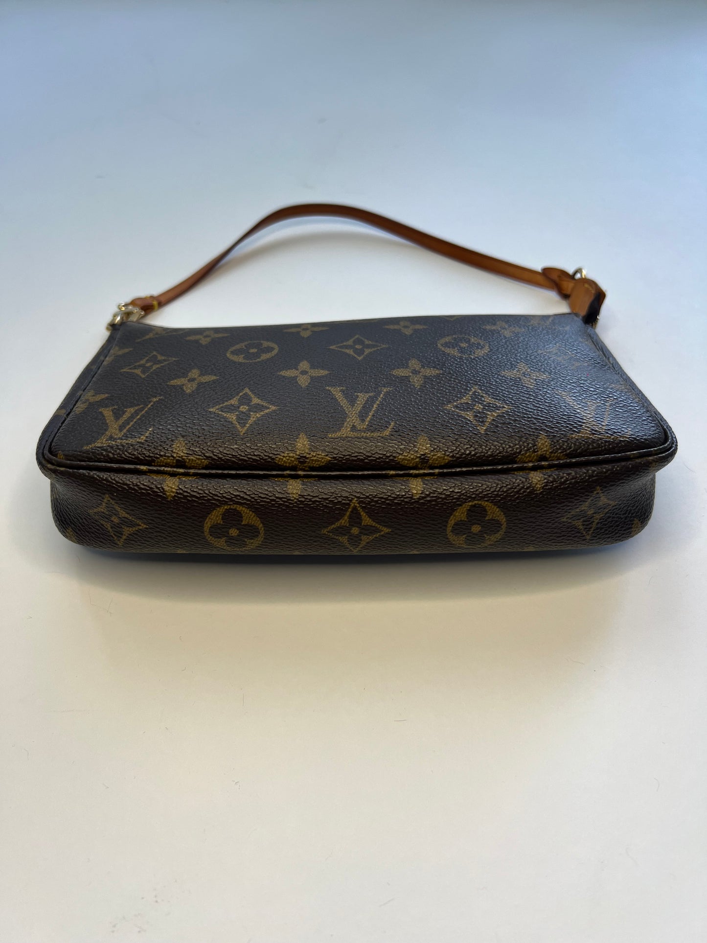 Louis Vuitton Pochette