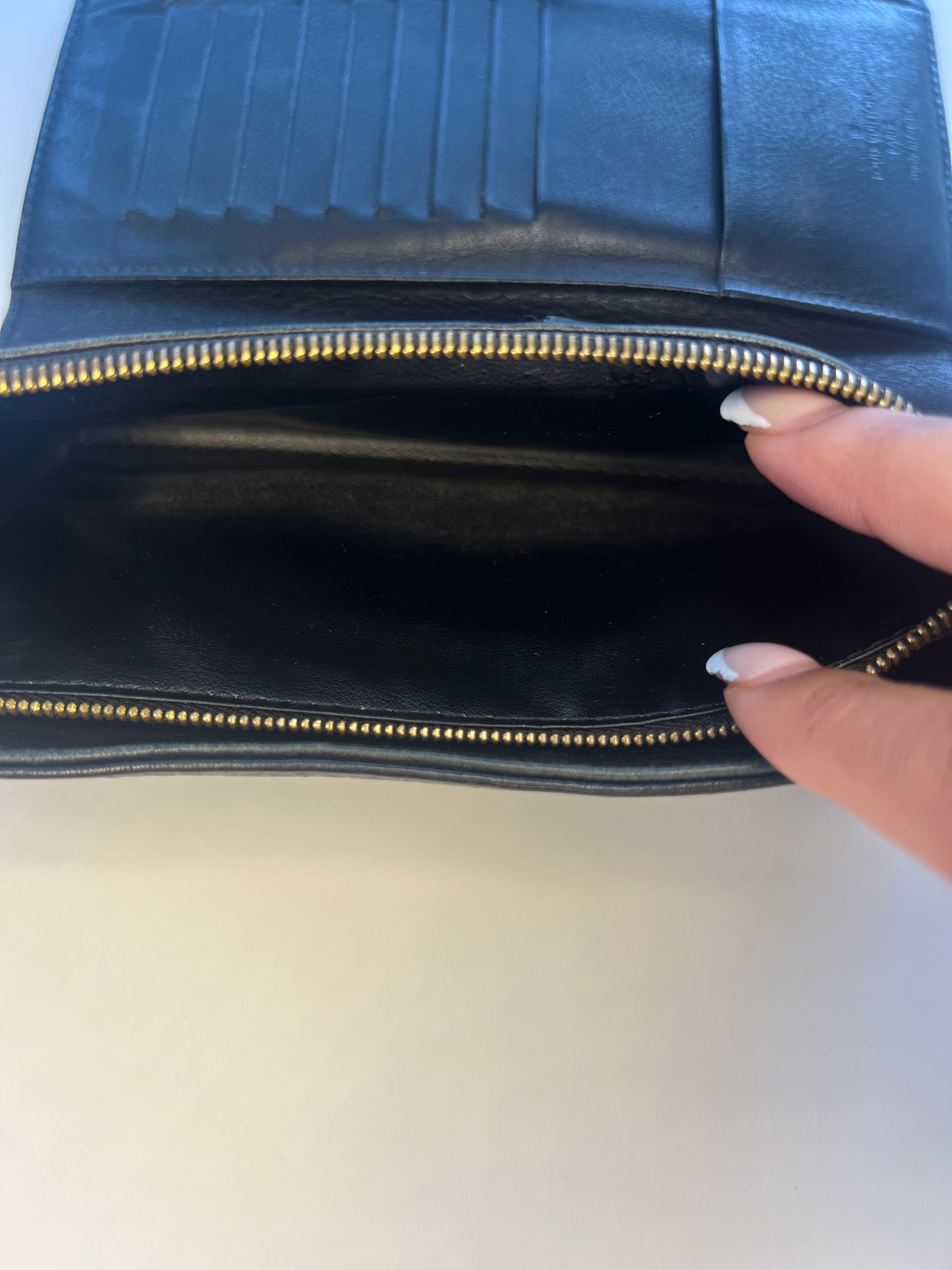 Louis Vuitton Mahina Wallet