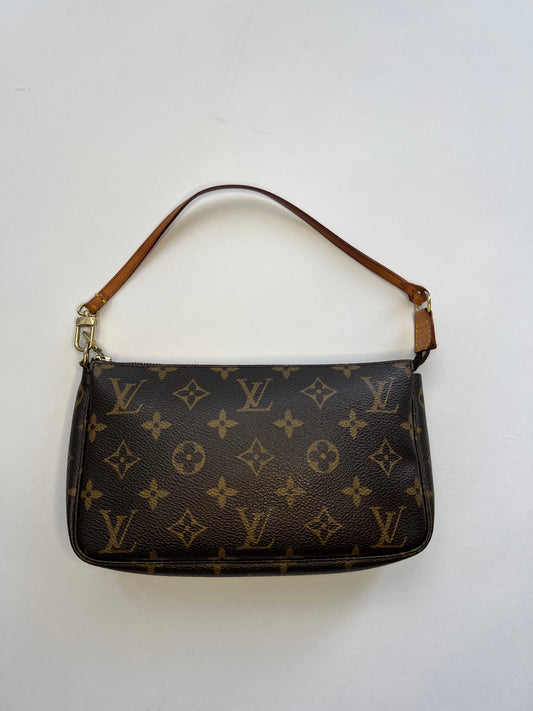 Louis Vuitton Pochette