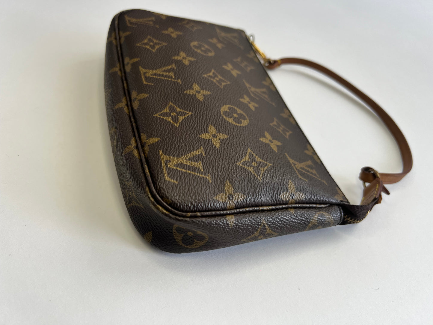 Louis Vuitton Pochette