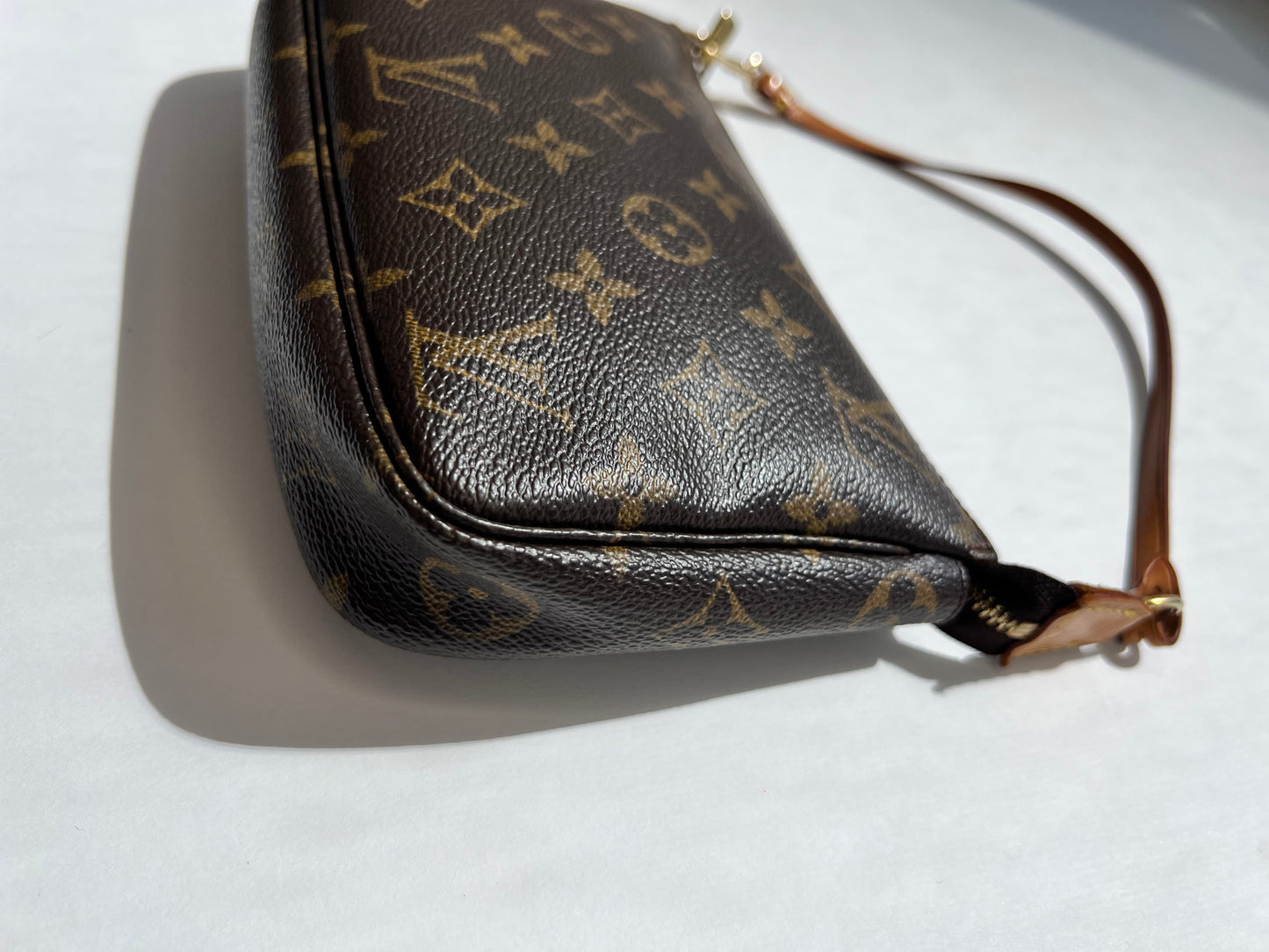 Louis Vuitton Pochette